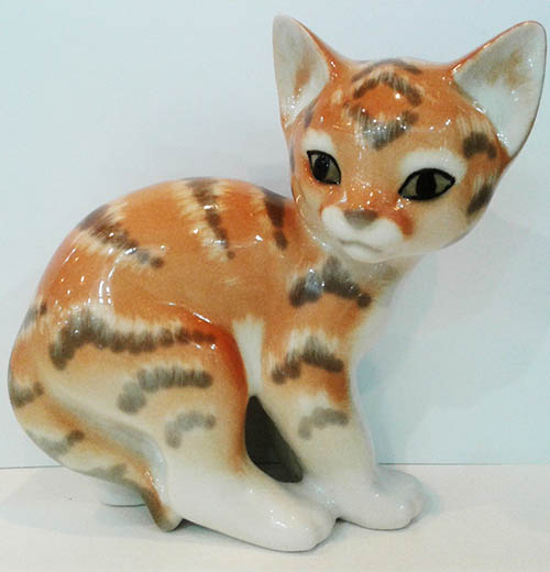 Скульптура "Кошка"