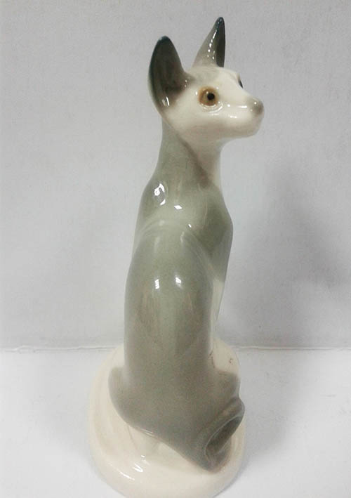 Скульптура "Кошка-сфинкс Серый"