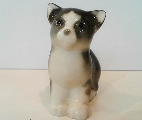 Скульптура "Котенок Парамоша серый"
