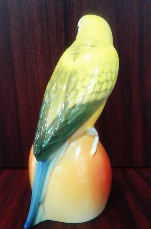 Скульптура "Волнистый попугайчик Яшка"