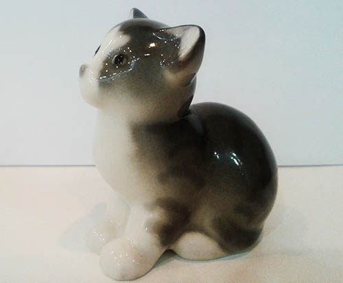 Скульптура "Котенок Парамоша серый"